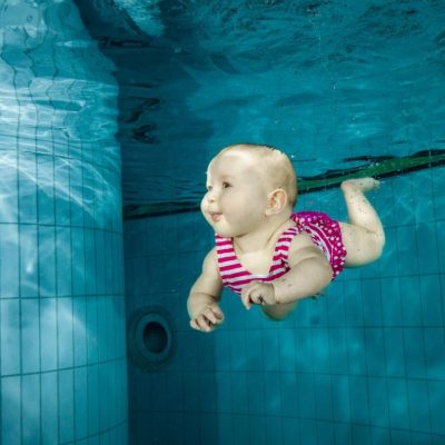 1 cours de Bébé nageurs