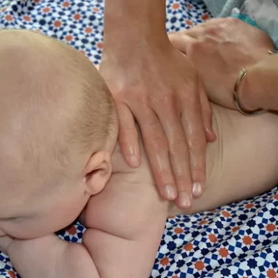 Massage bébé